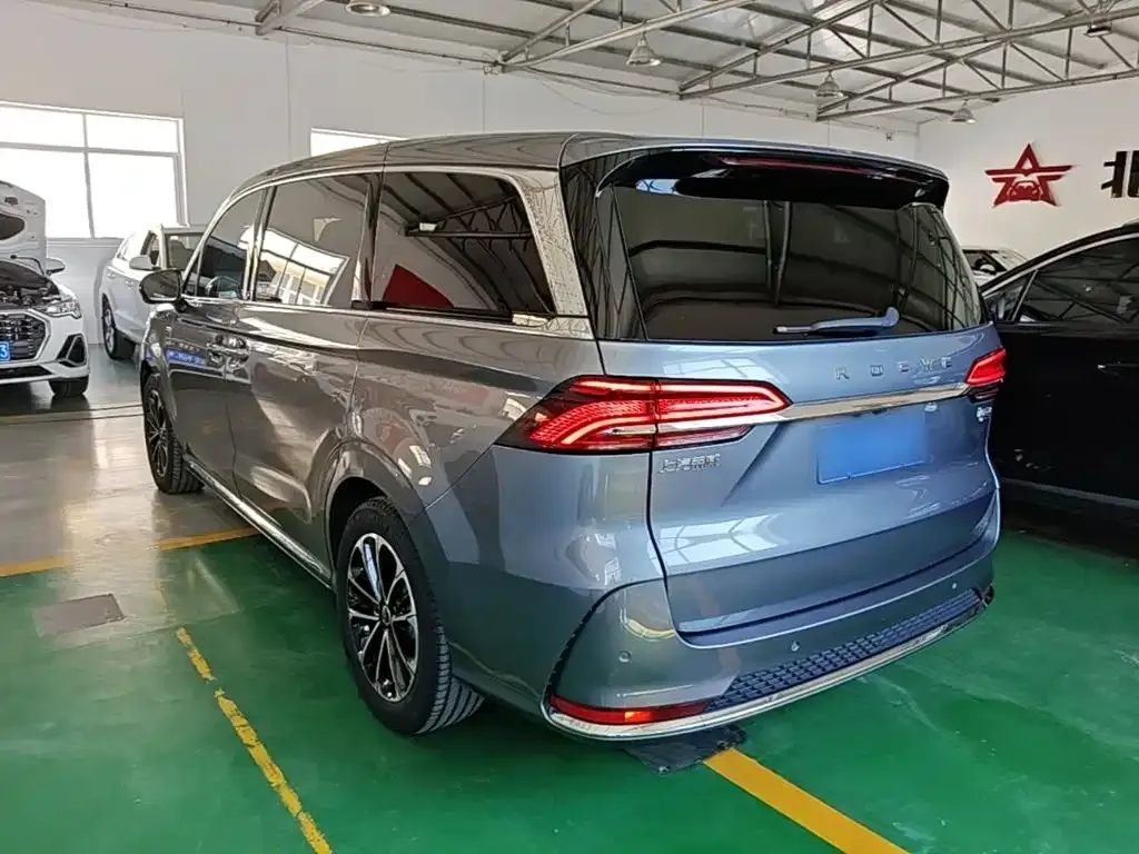 Roewe iMAX8 — фото 9