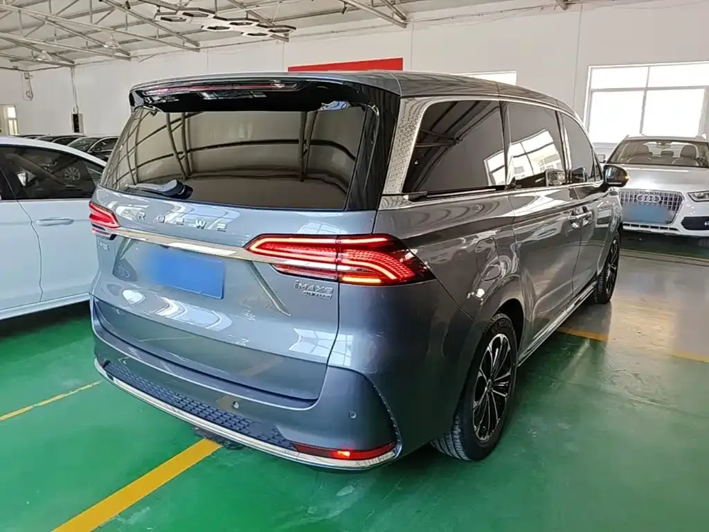 Roewe iMAX8 — фото 3