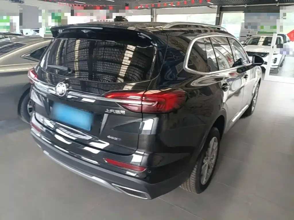 Buick Envision Plus — фото 9