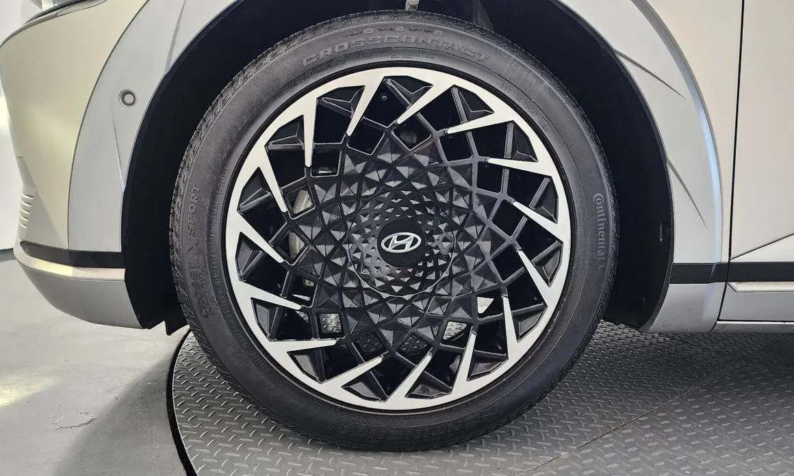 Hyundai Ioniq5 — фото 9