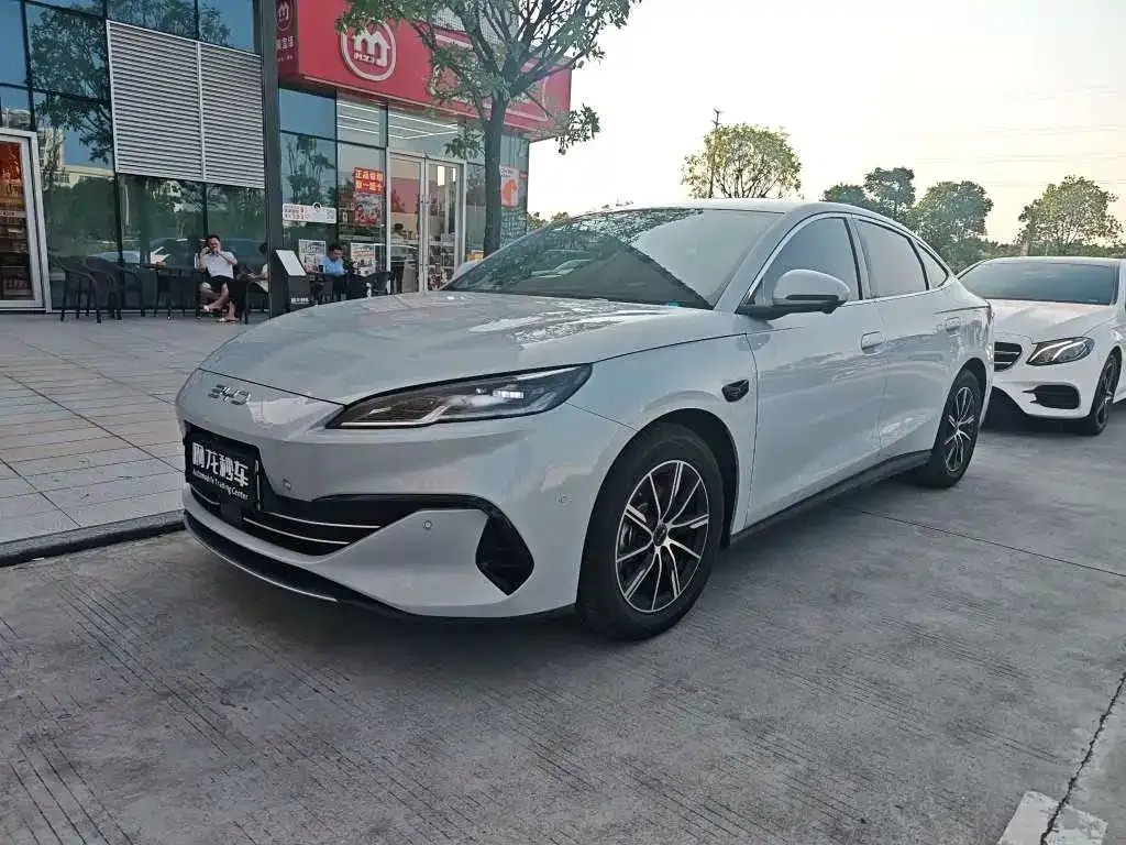 BYD Seal 06 — фото 1