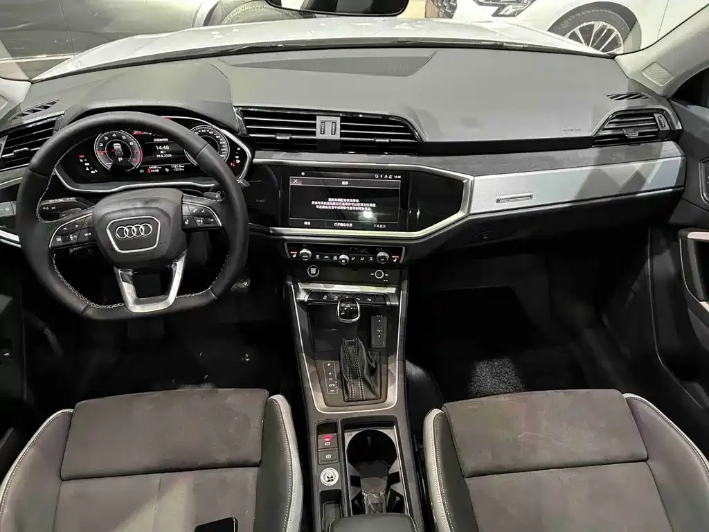 Audi Q3 — фото 7