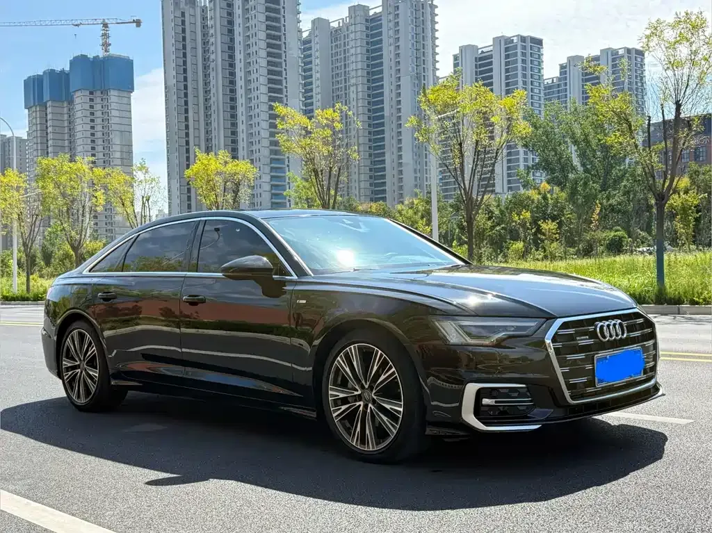 Audi A6L — фото 5