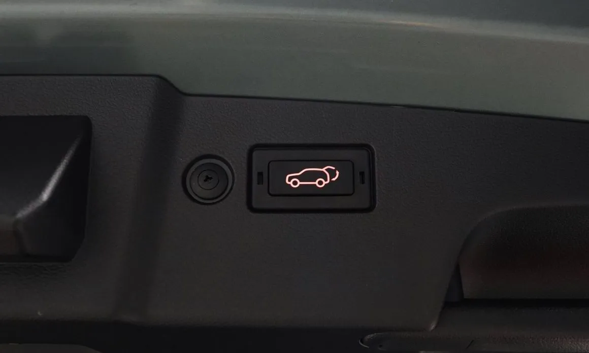 KG Mobility (Ssangyong) Torres — фото 9