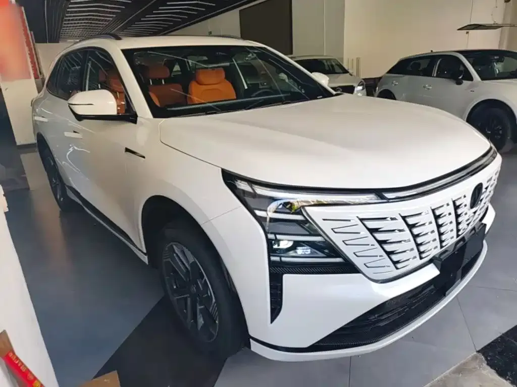 Changan CS75 PLUS — фото 7