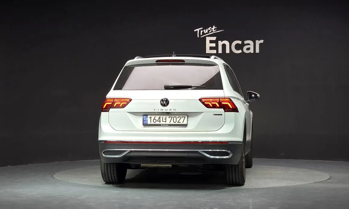 Volkswagen Tiguan — фото 6