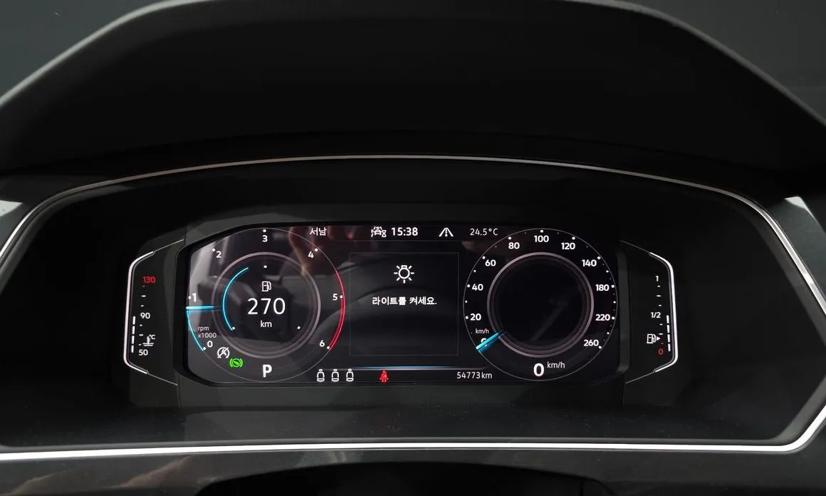 Volkswagen Tiguan — фото 2