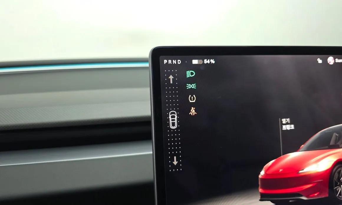 Tesla Model 3 — фото 3