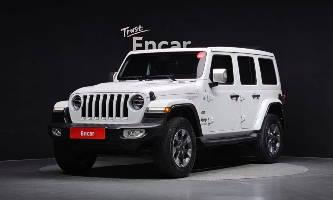 Jeep Wrangler — фото 1