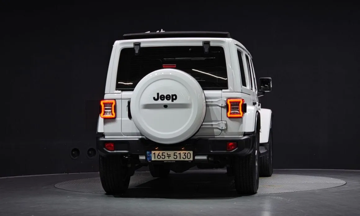 Jeep Wrangler — фото 4