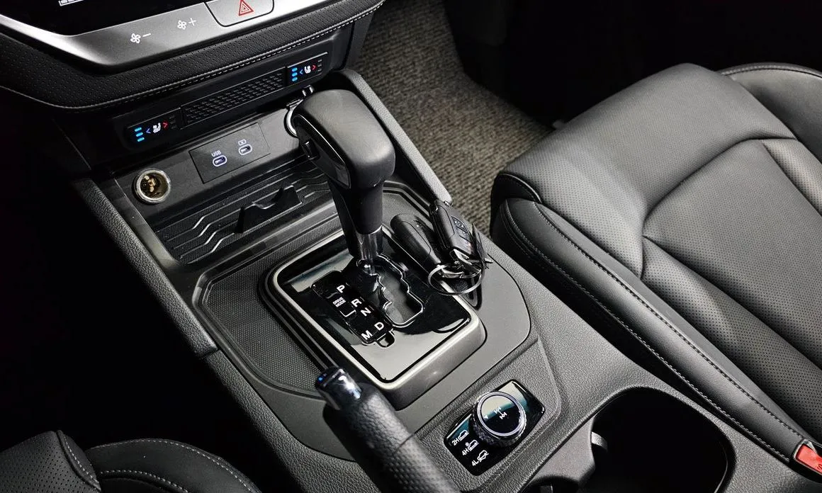 KG Mobility (Ssangyong) Rexton — фото 6