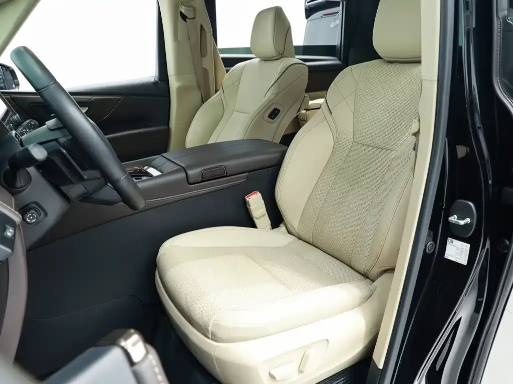 Toyota Vellfire — фото 10