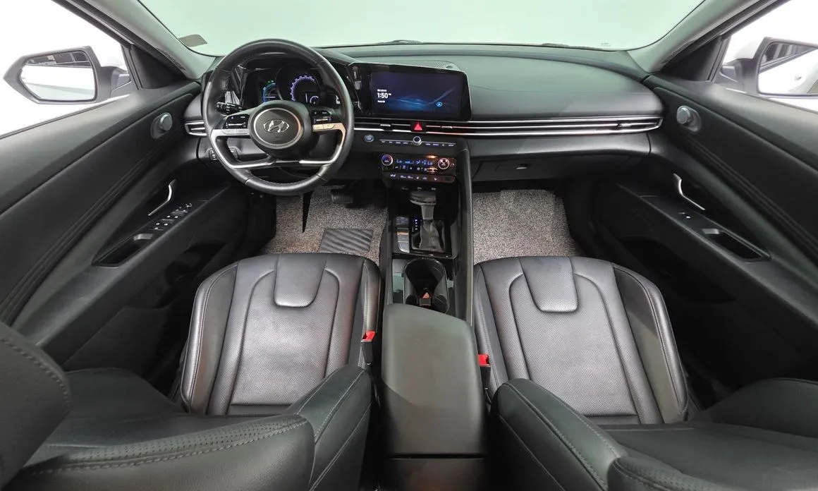 Hyundai AVANTE — фото 9