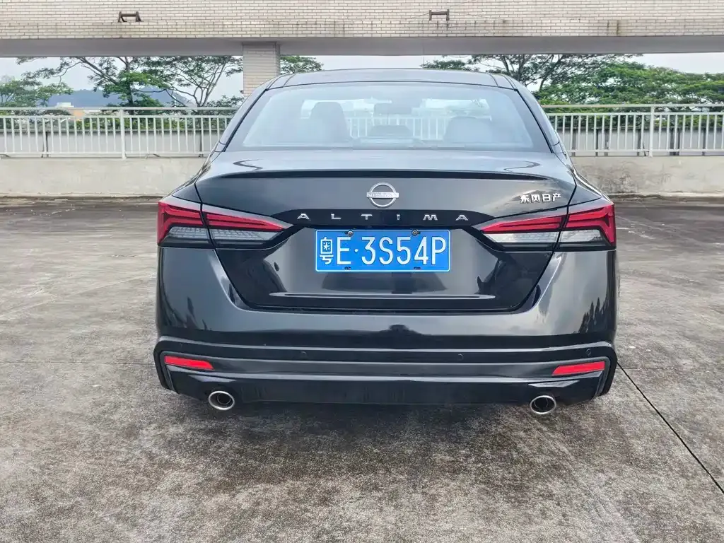 Nissan Teana — фото 4