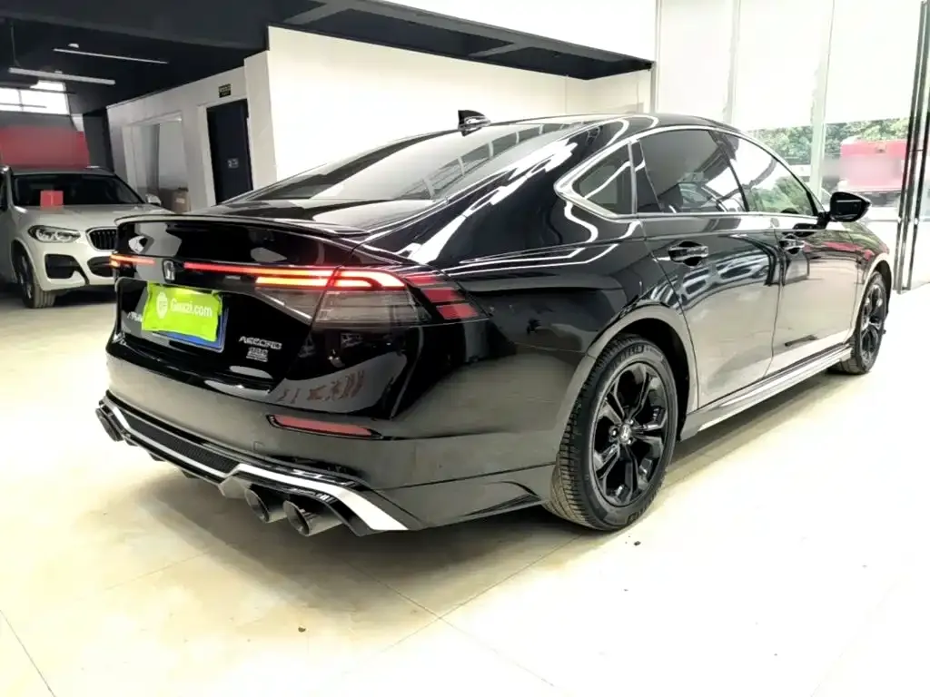 Honda Accord — фото 5