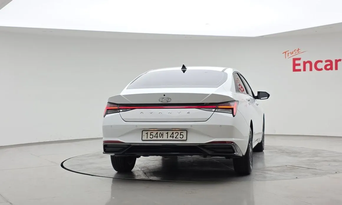 Hyundai AVANTE — фото 2