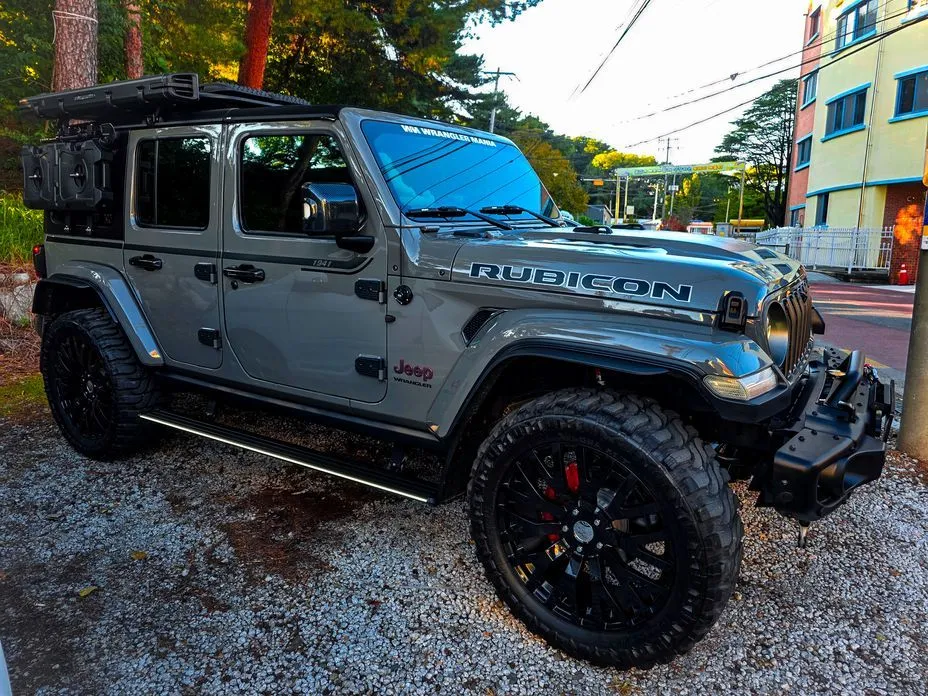 Jeep Wrangler — фото 7