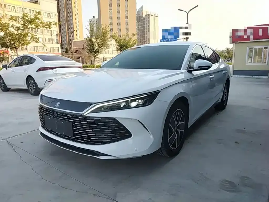 BYD Qin L — фото 1