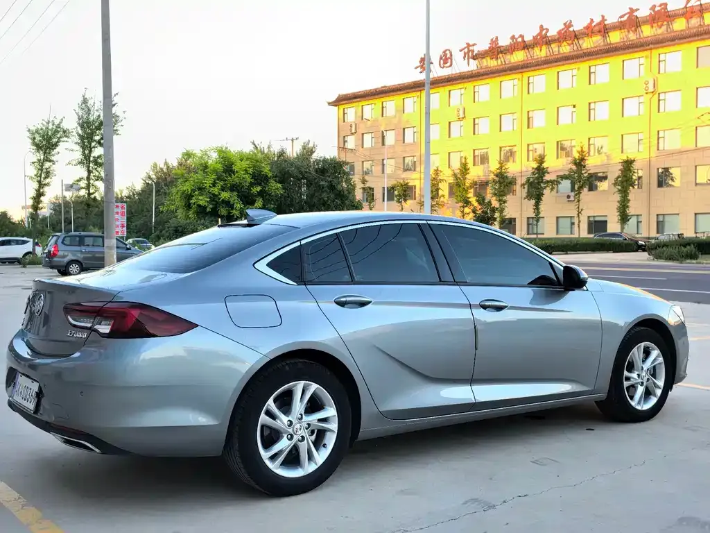 Buick Regal — фото 3