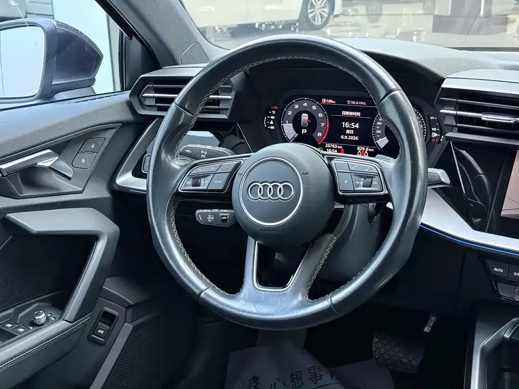 Audi A3 — фото 7