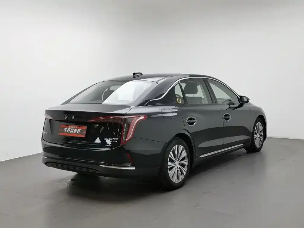 Hongqi E-QM5 — фото 3