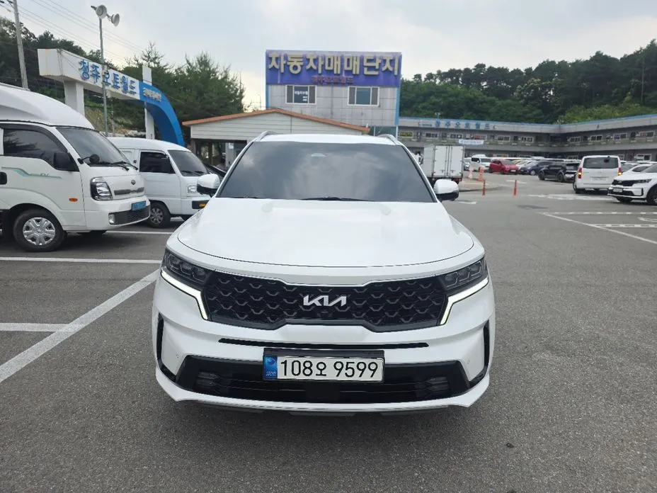 Kia Sorento — фото 1