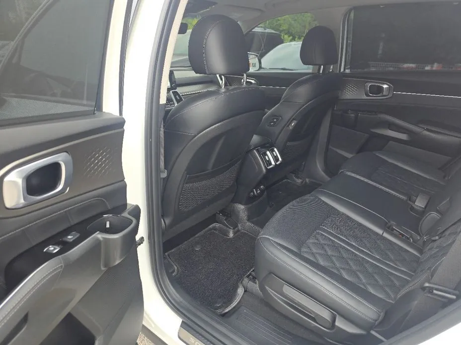 Kia Sorento — фото 5