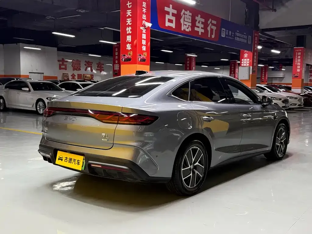BYD Qin L — фото 7