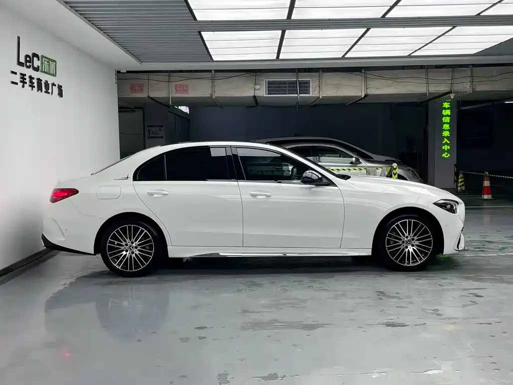 Mercedes-Benz C-Class — фото 4