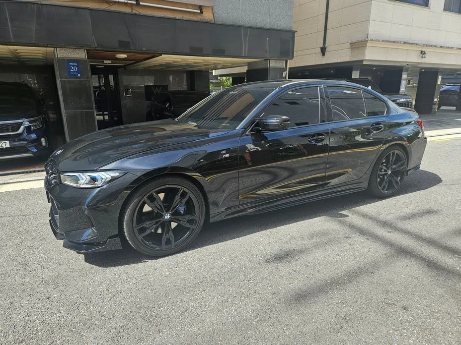 BMW 3-Series — фото 1