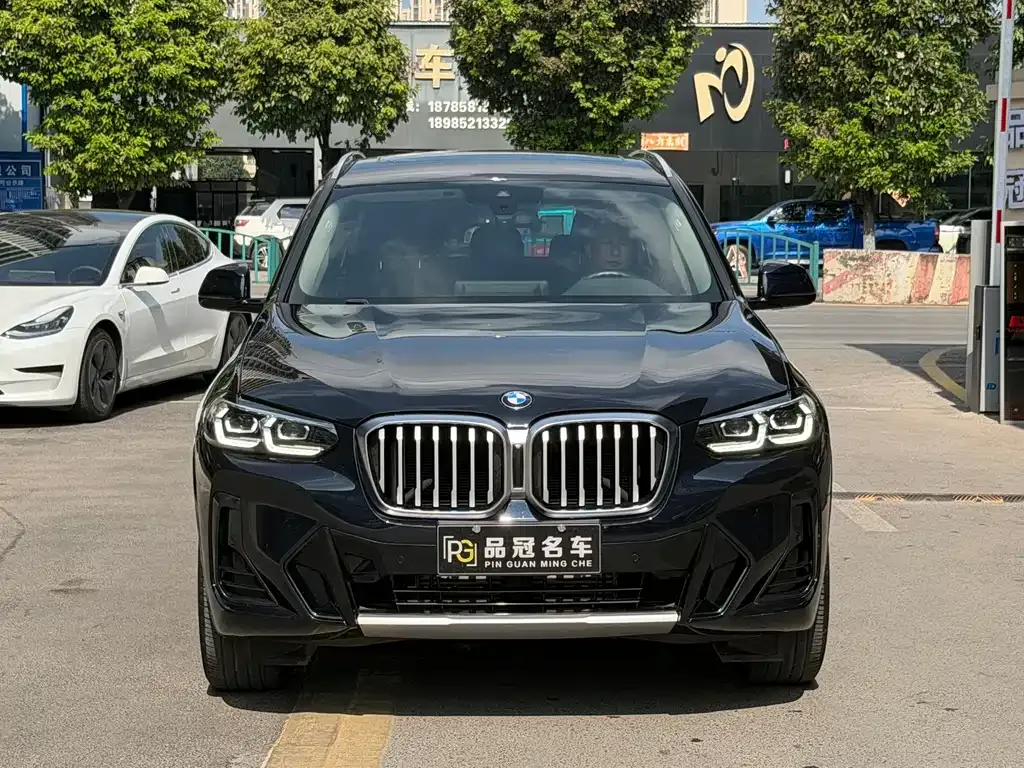 BMW X3 — фото 9