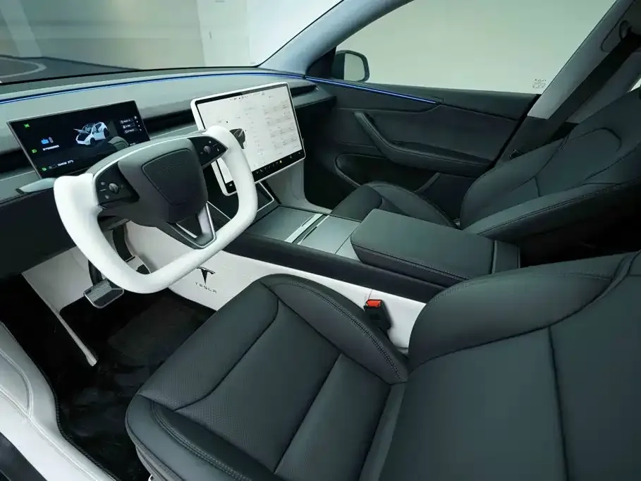Tesla Model Y — фото 7