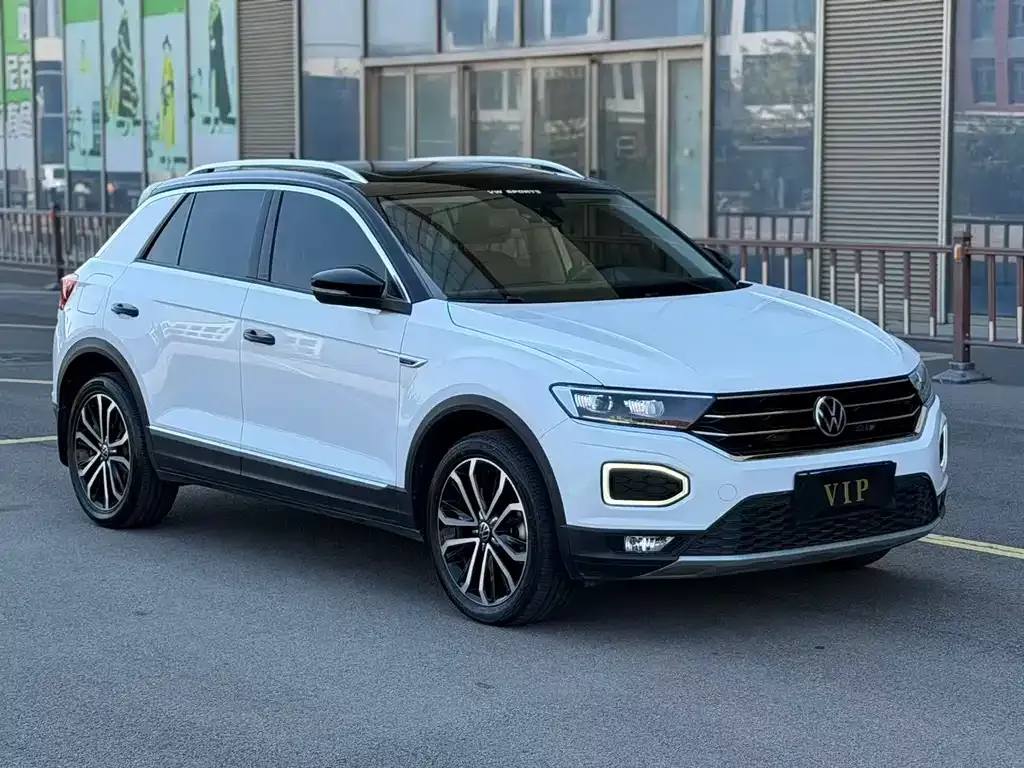 Volkswagen T-Roc — фото 5