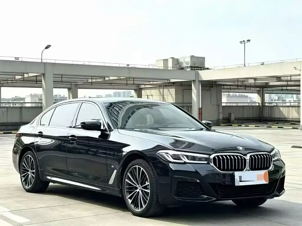 BMW 5 Series — фото 2