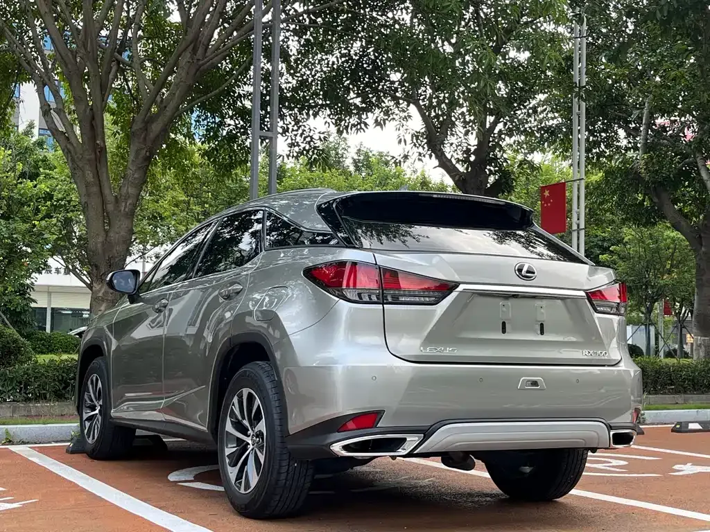 Lexus RX — фото 7