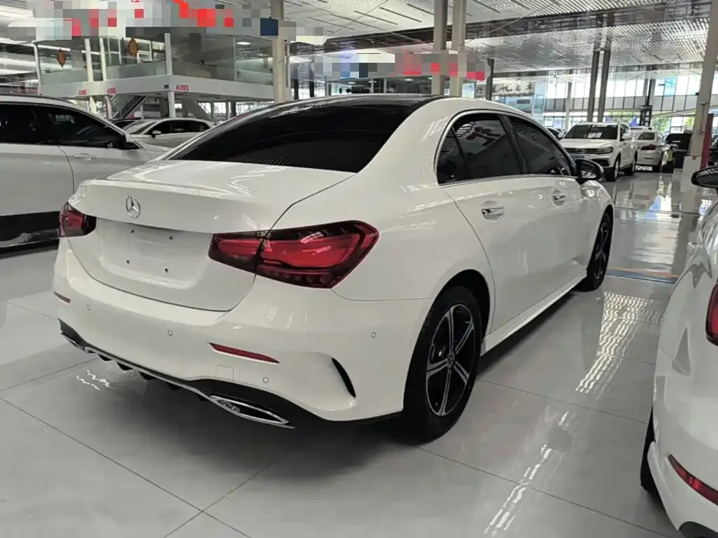 Mercedes-Benz A-Class — фото 9