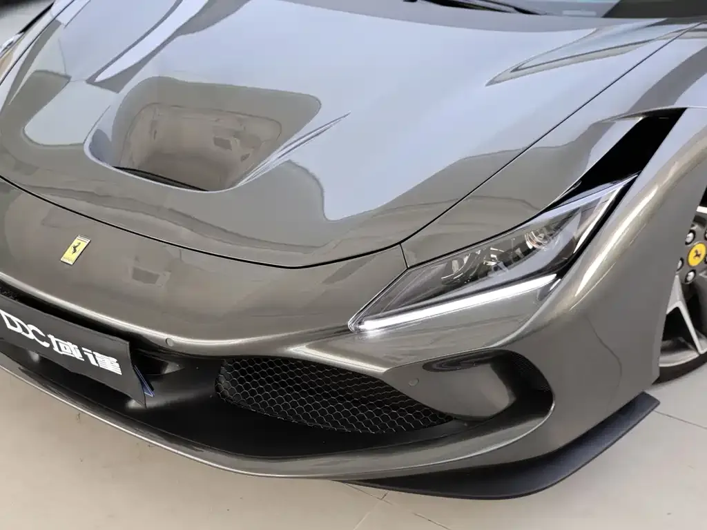 Ferrari F8 — фото 3