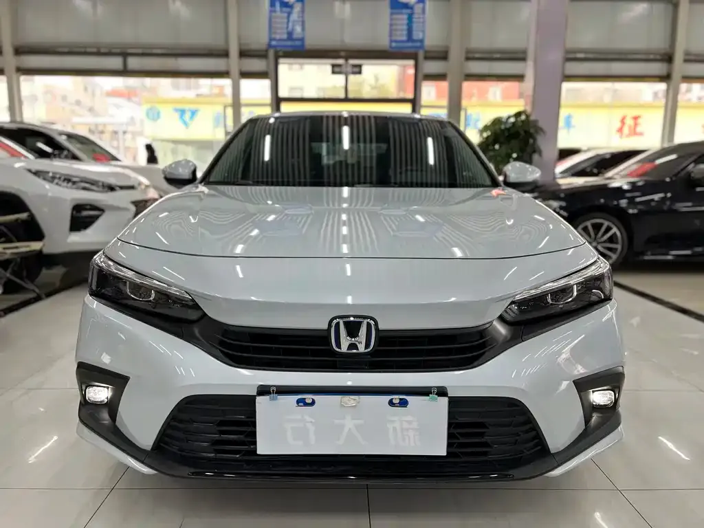 Honda Civic — фото 7