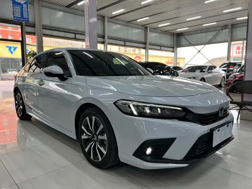 Honda Civic — фото 8