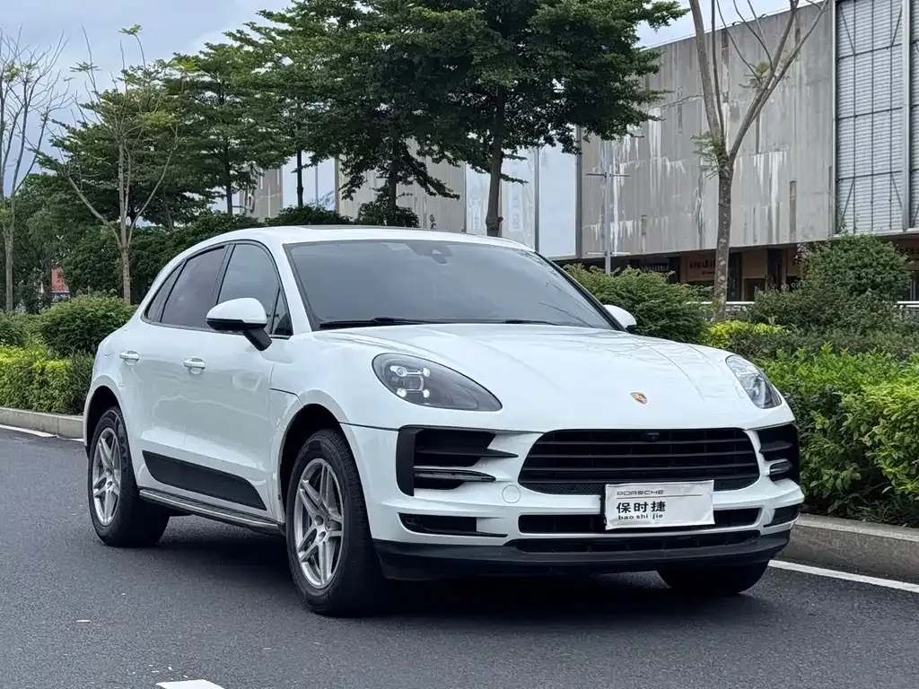 Porsche Macan — фото 10