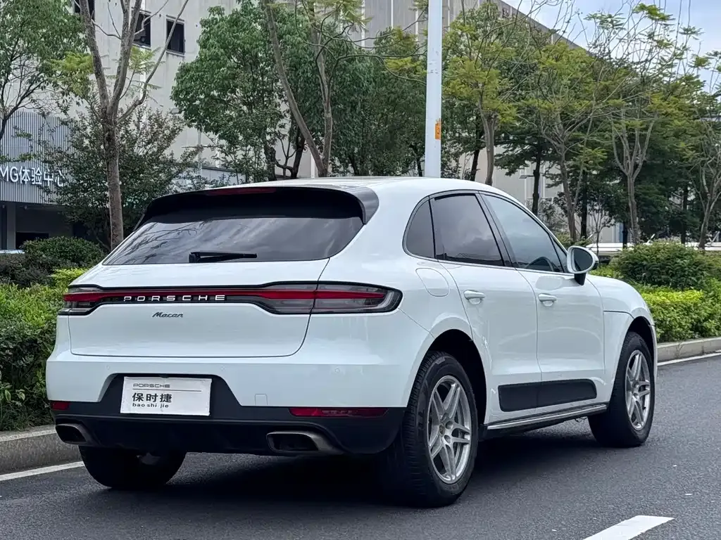 Porsche Macan — фото 7