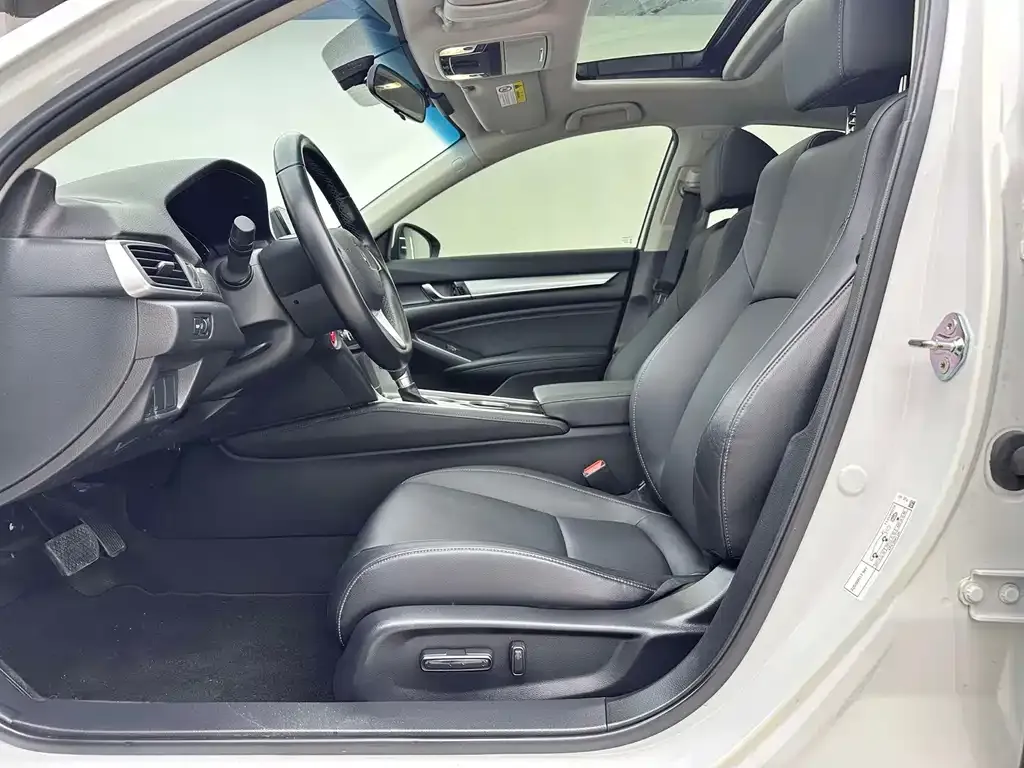 Honda Accord — фото 2