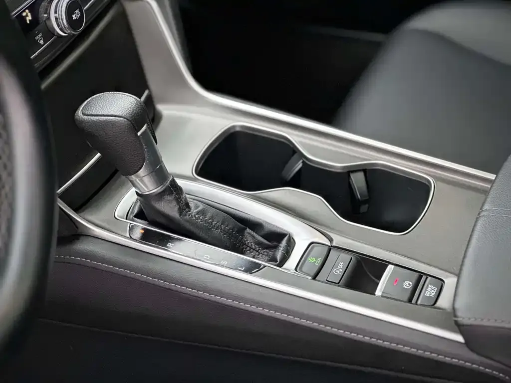 Honda Accord — фото 4