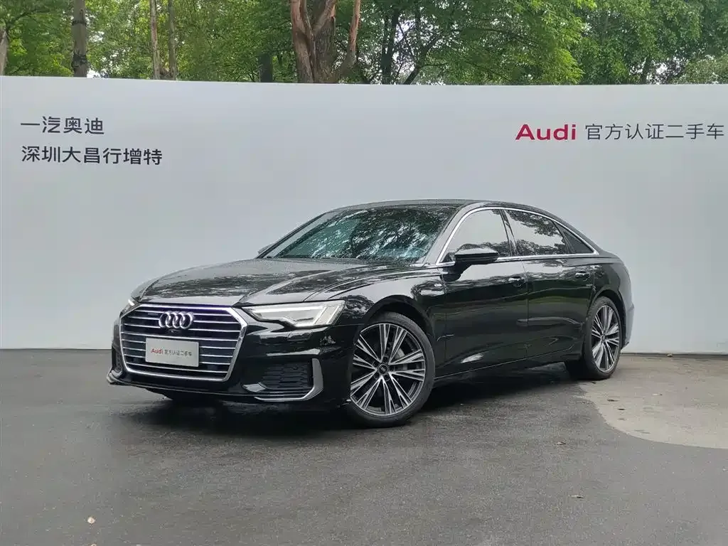 Audi A6L — фото 1