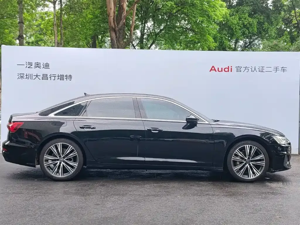 Audi A6L — фото 8