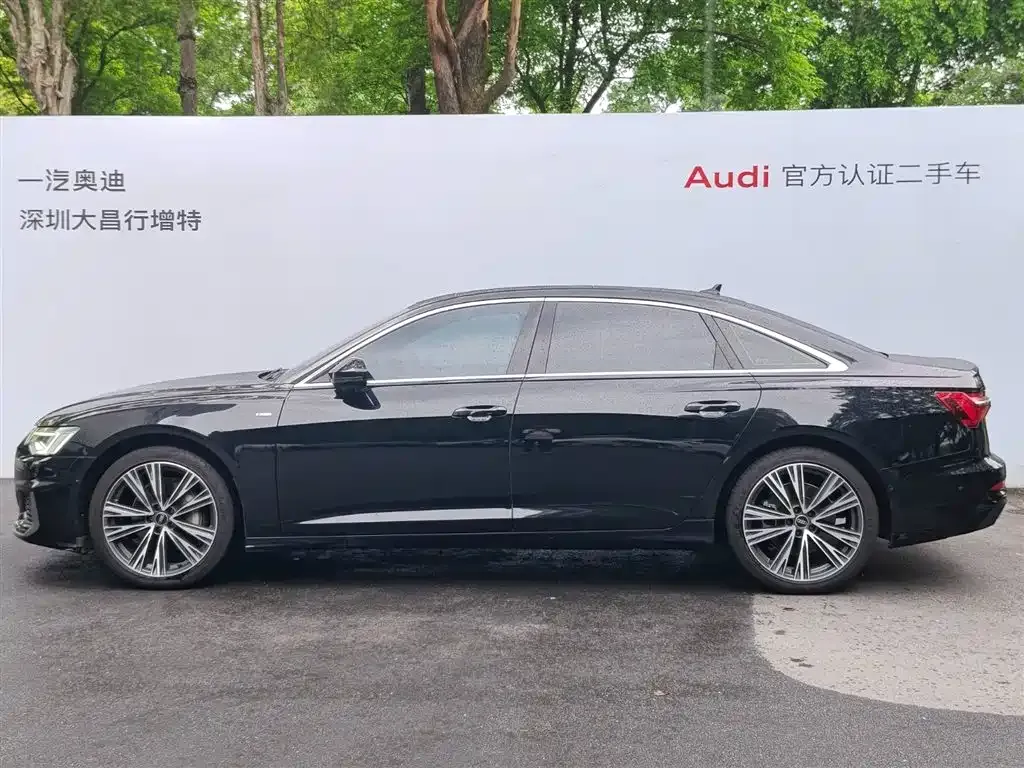 Audi A6L — фото 2