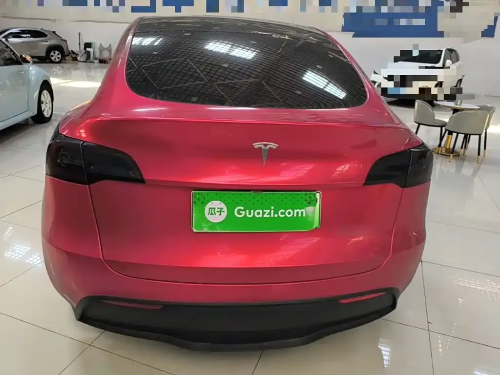Tesla Model Y — фото 7