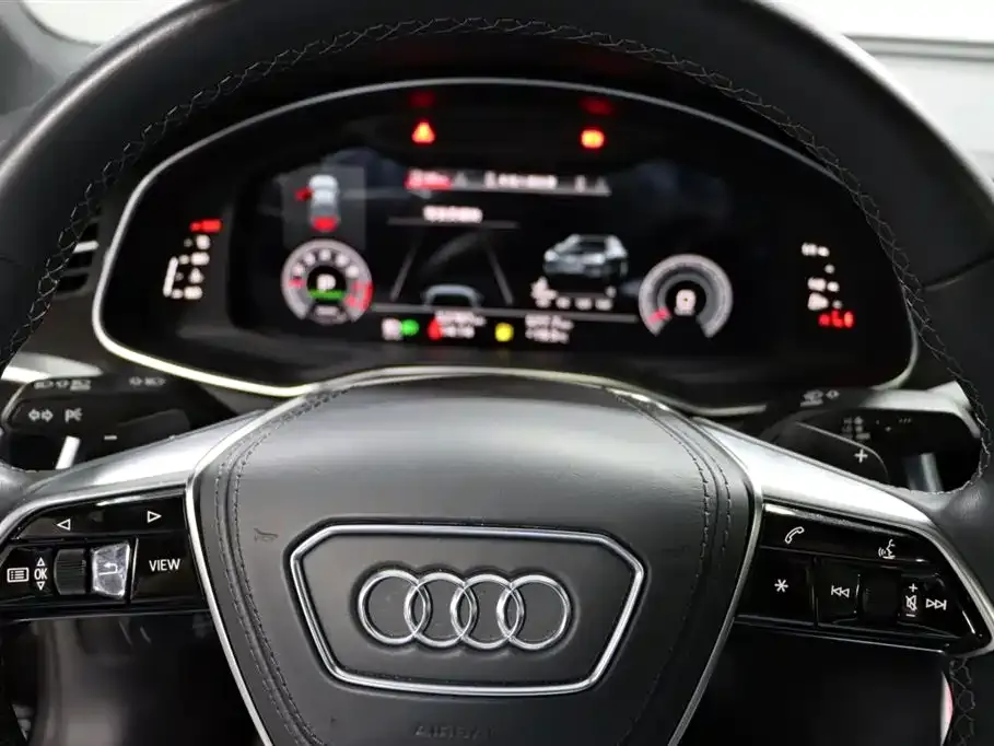 Audi A6L — фото 6
