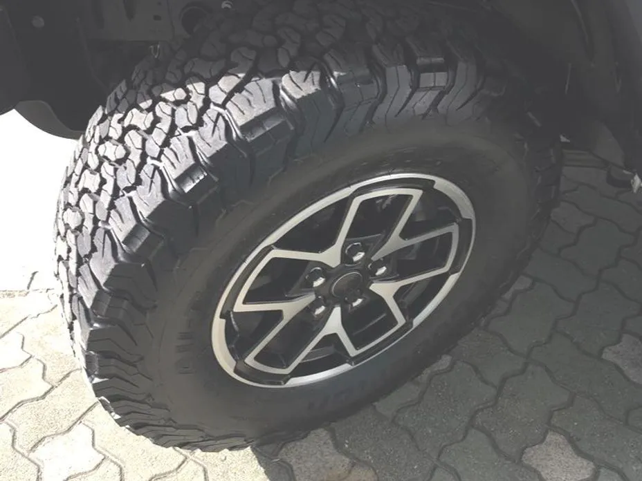 Jeep Wrangler — фото 6