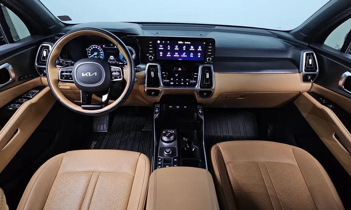 Kia Sorento — фото 9